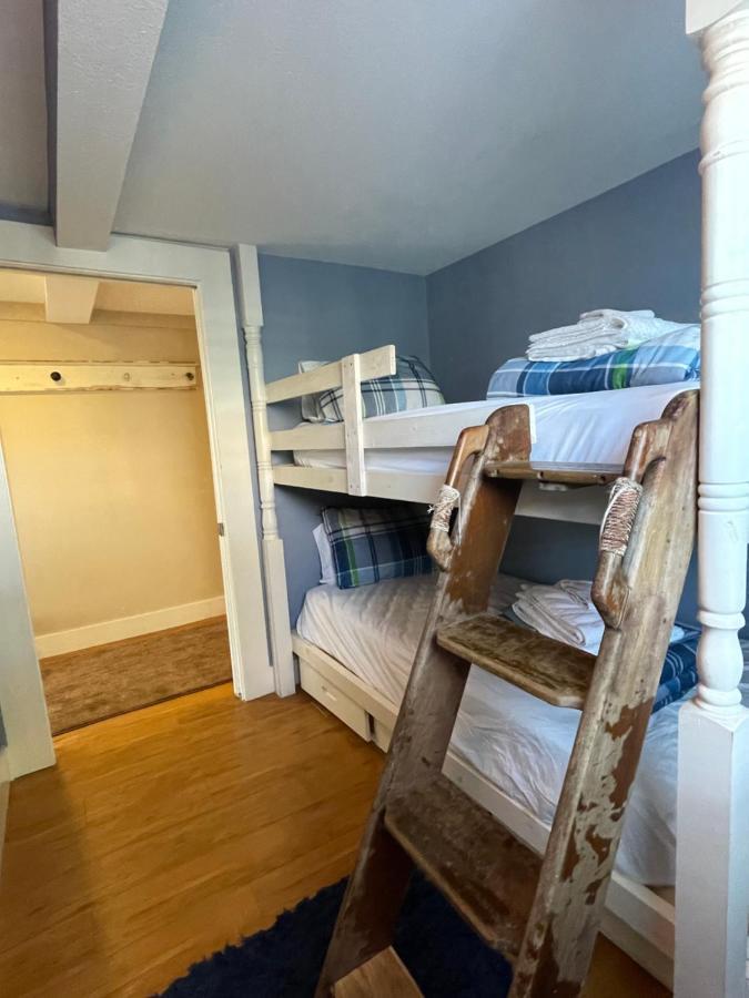 Seablue Cottage - Downstairs; 2 Blocks To The Beach Galveston Exterior foto